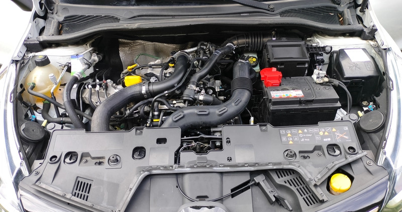 Renault Clio cena 29889 przebieg: 192500, rok produkcji 2019 z Węgrów małe 29